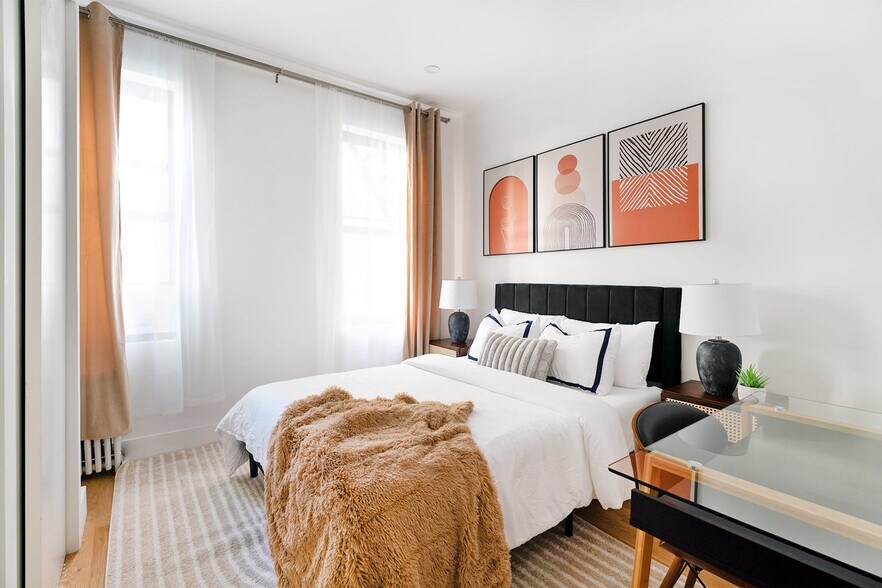 Building Photo - 1290 1st Ave