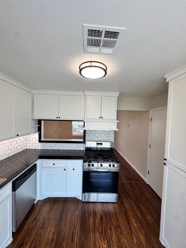 Building Photo - 2505 SW Murray Dr