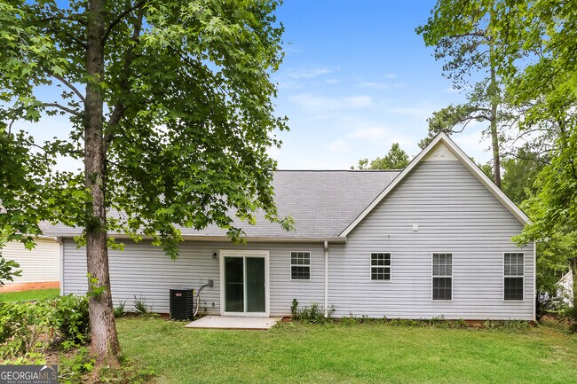 Building Photo - 419 Hannah Dr