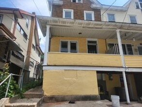 Building Photo - 115 W Railroad St