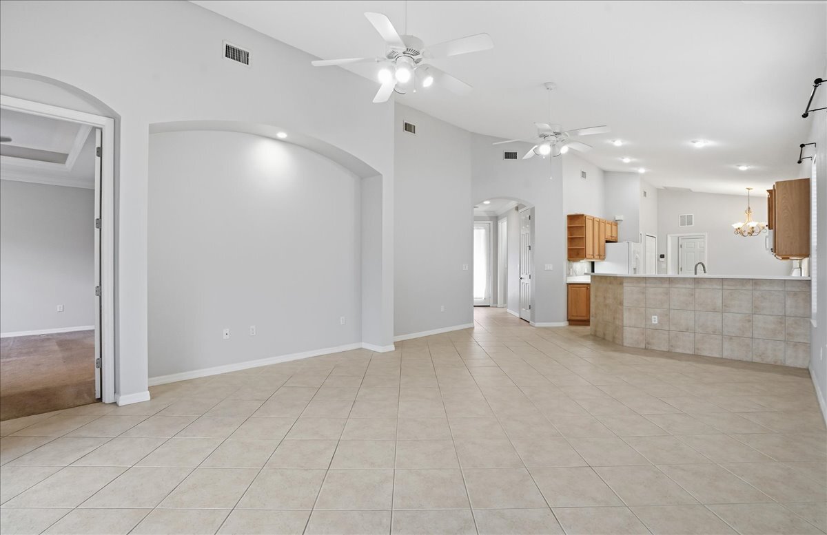 Building Photo - 6055 Wingspan Way