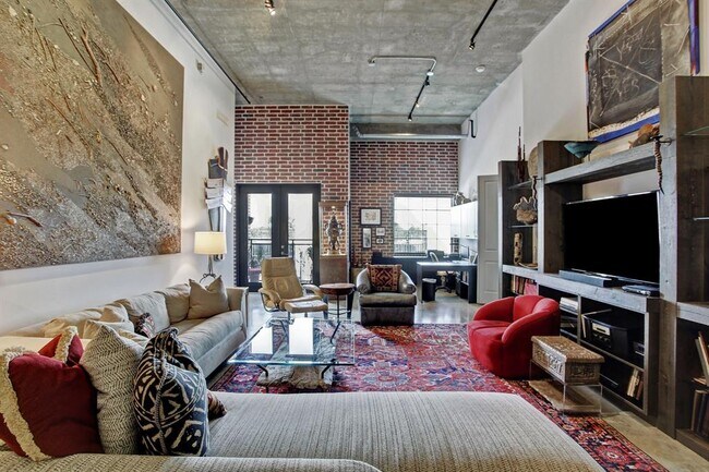 Building Photo - 1111 Studewood-ID201.1