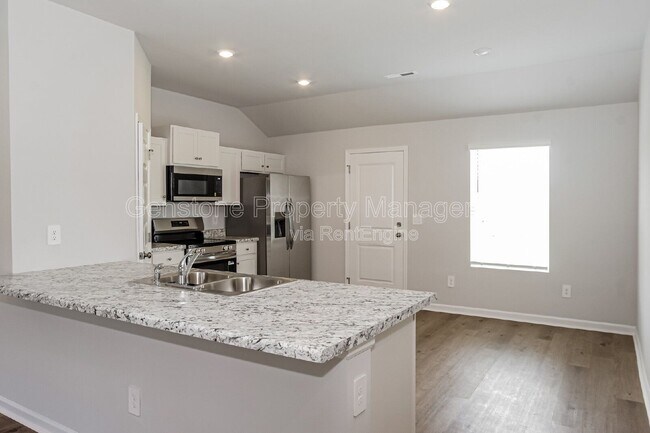 Building Photo - 306 Spanish Moss Ct