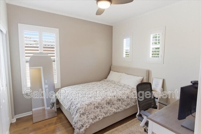 Building Photo - 26882 Greenleaf Ct