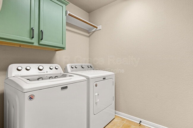 Building Photo - 10512 Condor Loop