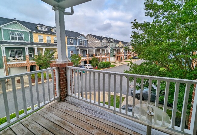 Building Photo - 153 Braeside Ct