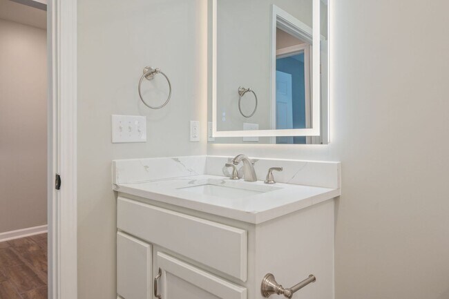 Building Photo - NEW Construction for Rent!!  IDEAL location on the edge of town!