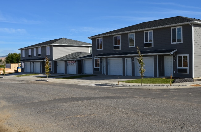 Building Photo - 4138 Wynne Ave