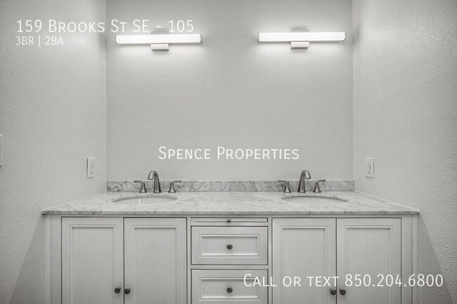 Building Photo - 159 Brooks St SE