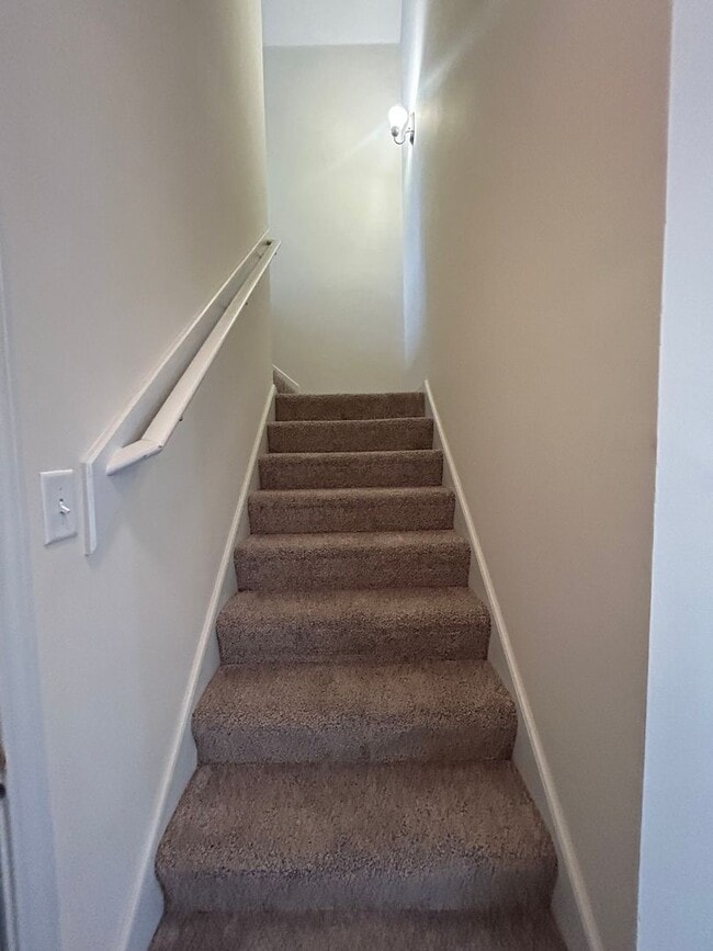 Building Photo - Gorgeous Harbor Island home! Includes all ...