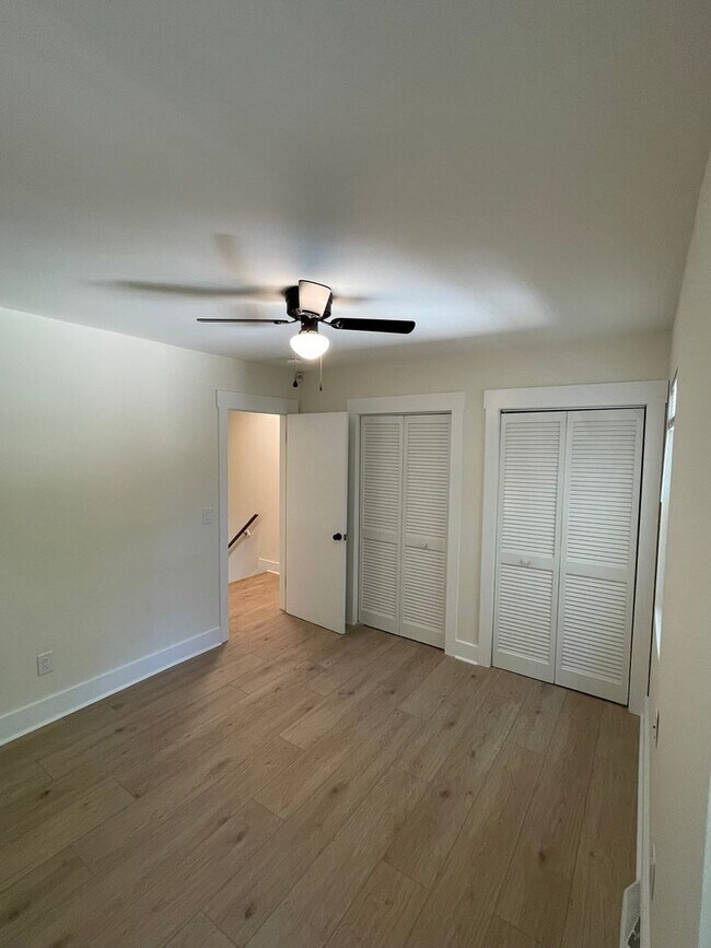 Building Photo - Available now. FULLY RENOVATED 2 BR/1.5 BA...