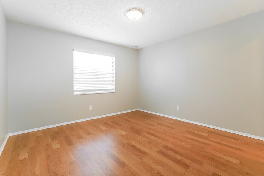 Building Photo - 4943 Cypress Trace Dr