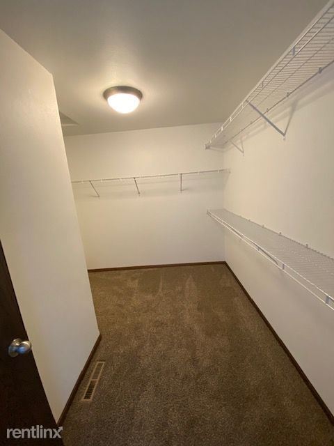 Building Photo - 4 br, 3.5 bath House - 4088 51st Way S