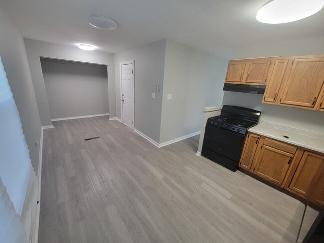 Building Photo - 118 Fairlane Dr
