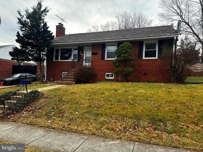 Building Photo - 10502 Glenhaven Dr