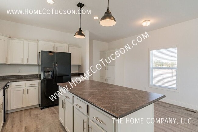 Building Photo - 11550 S Nogales Hwy