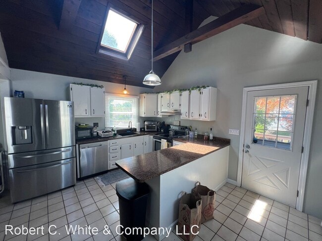 Building Photo - 3 br, 2 bath House - 16 Argyle Road