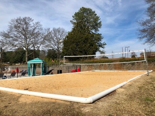 Building Photo - 102-L University Village