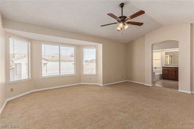 Building Photo - 3308 Royal Glen Ct