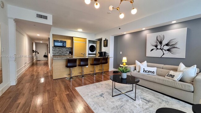 Building Photo - 1830 S Ocean Dr