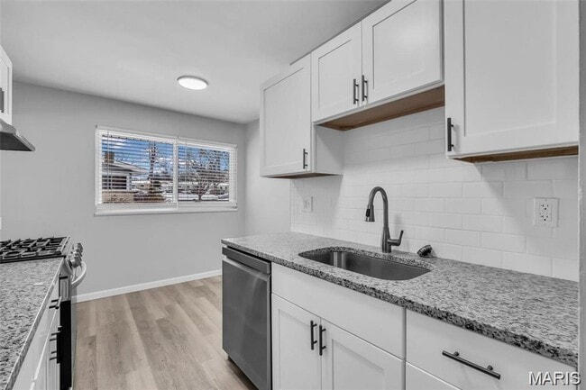 Building Photo - Beautifully remodeled ranch home