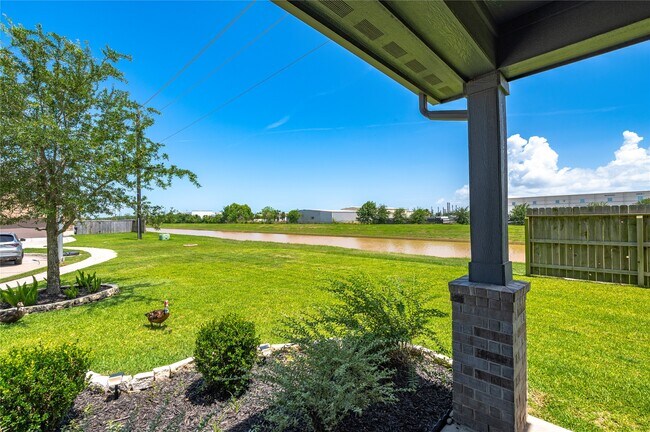 Building Photo - 288 Kara Mist Ct