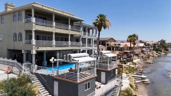 Building Photo - 3 Story Beauty on the Colorado River w/Private Dock