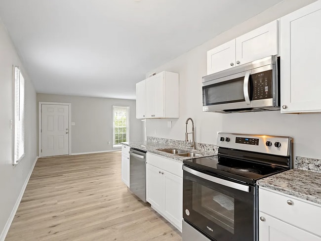 Building Photo - 6116 Spice Ridge Ln