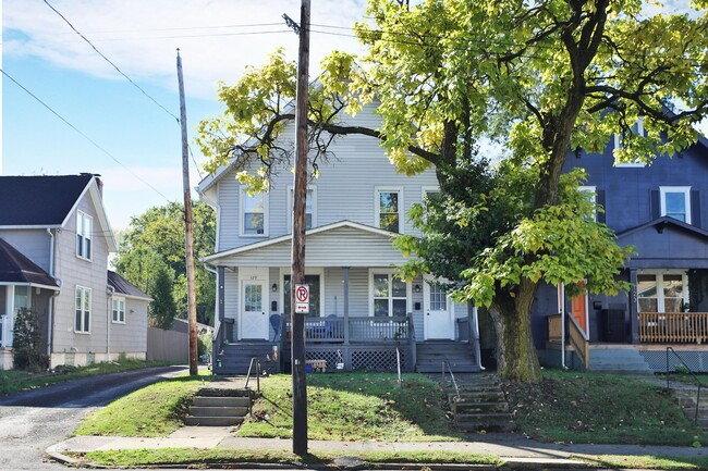 Building Photo - 127 E Hudson St