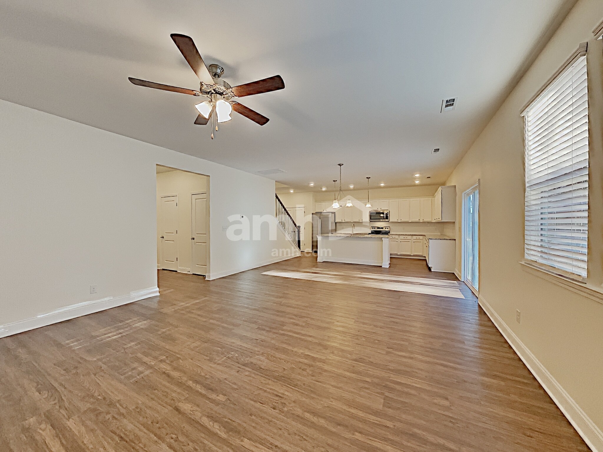 Building Photo - 432 Charity Ln