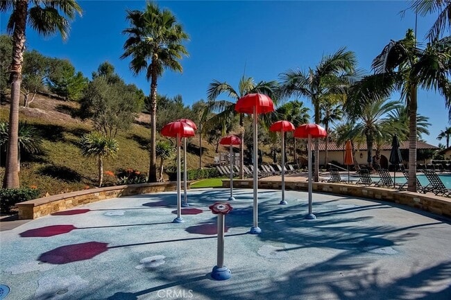 Building Photo - 87 Savannah