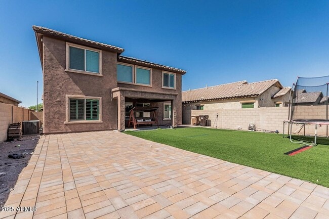 Building Photo - 10827 W Bronco Trail