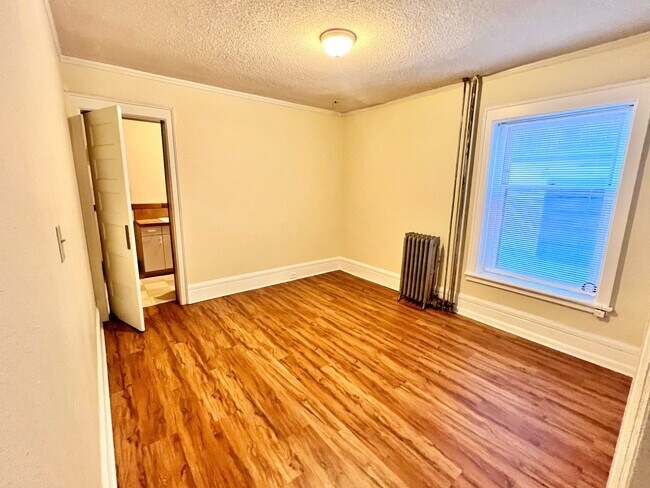 IMG_8750 - Cross Apartments