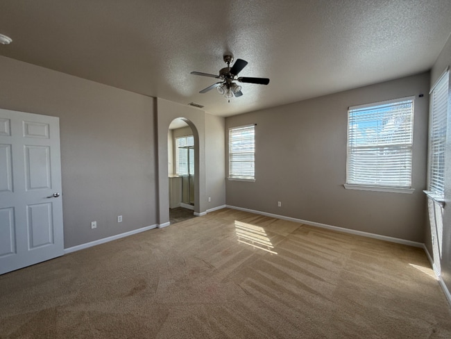 Building Photo - 8258 Lauffer Way