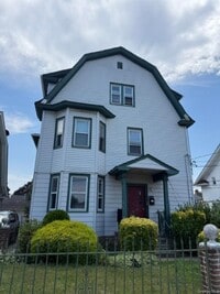 Building Photo - 56 Cruikshank Ave