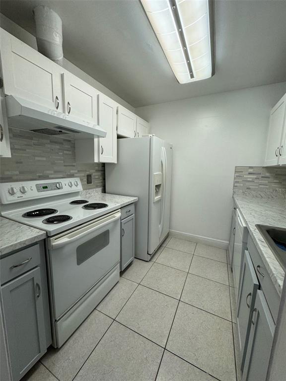 Building Photo - 2304 Inagua Way