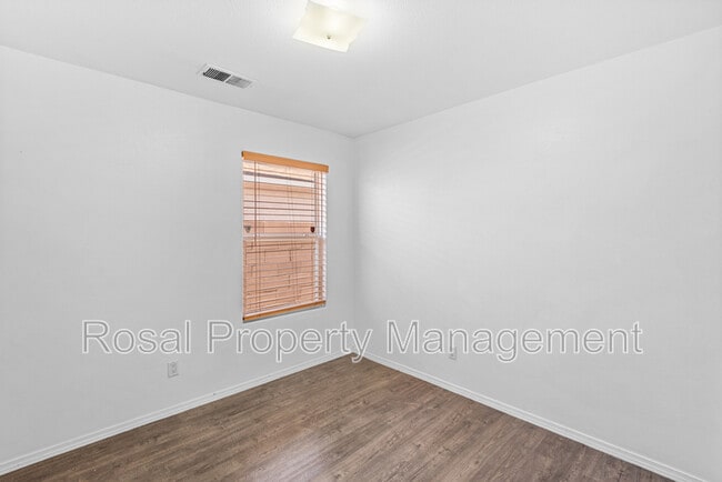 Building Photo - 2305 Maiden Grass Rd NW