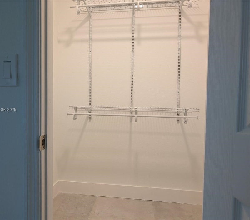 Building Photo - 140 SW 117th Ave