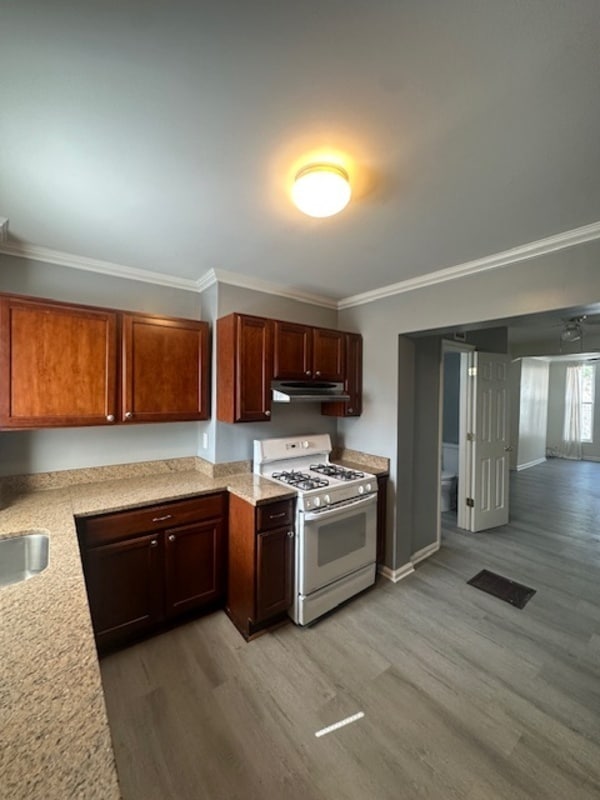 Building Photo - 1127 Cleveland St