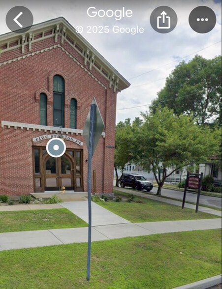 Building Photo - 2 Nickwackett St