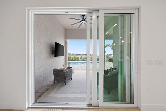Building Photo - 10466 Northbrook Cir