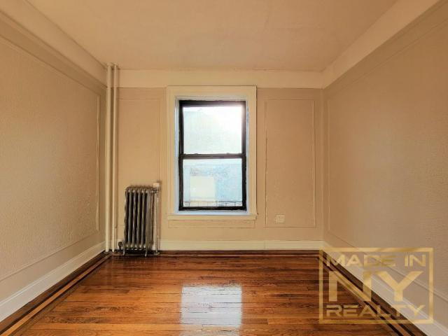 Building Photo - 2 bedroom in ASTORIA NY 11102