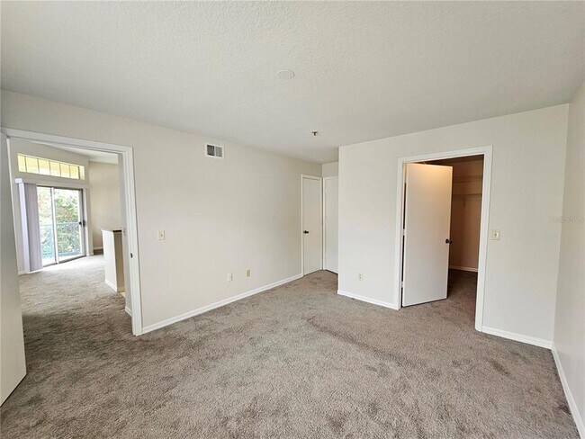 Building Photo - 7230 Westpointe Blvd