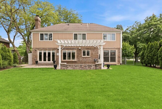 Building Photo - 276 S Kenilworth Ave