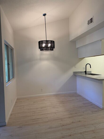 Building Photo - 5425 Concord Blvd