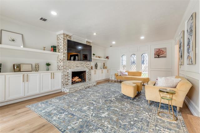 Building Photo - 9130 Valley Chapel Ln