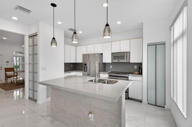 Building Photo - 11248 NW 56th St