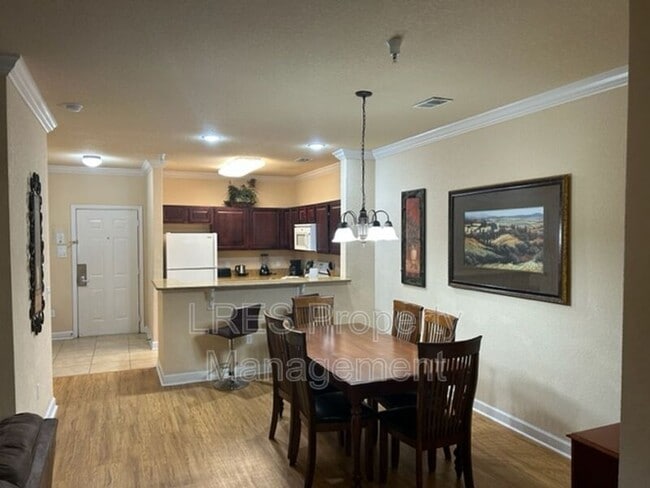 Building Photo - 1351 Tuscan Terrace