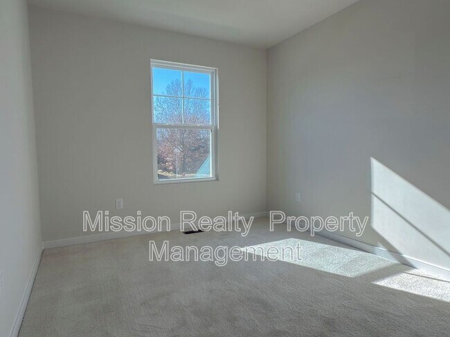 Building Photo - 14639 Hancock Towns Dr