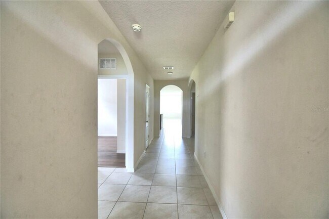 Building Photo - 5628 Siltstone St